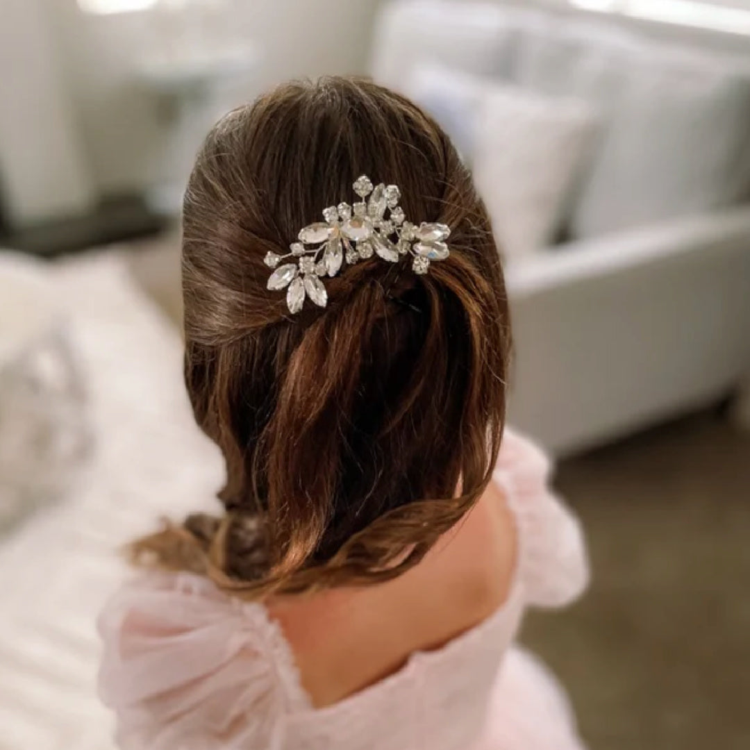 A LITTLE LACEY GIRLS DIAMANTE HAIR COMB