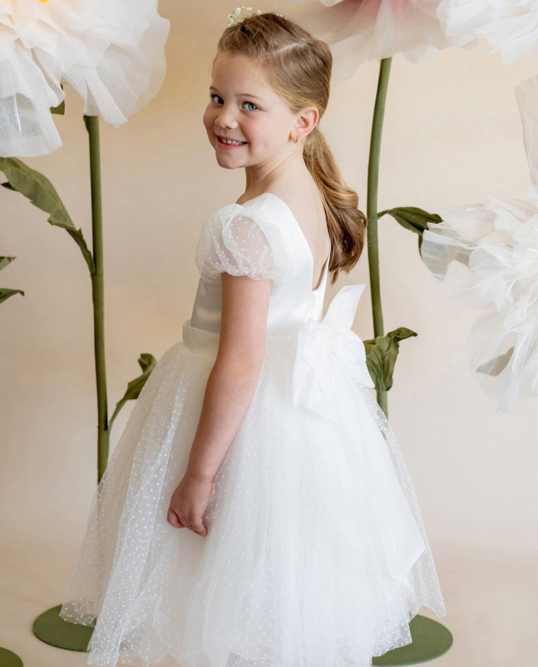 BEBE IVORY SPOT PUFF SLEEVE DRESS WTH BACK BOW