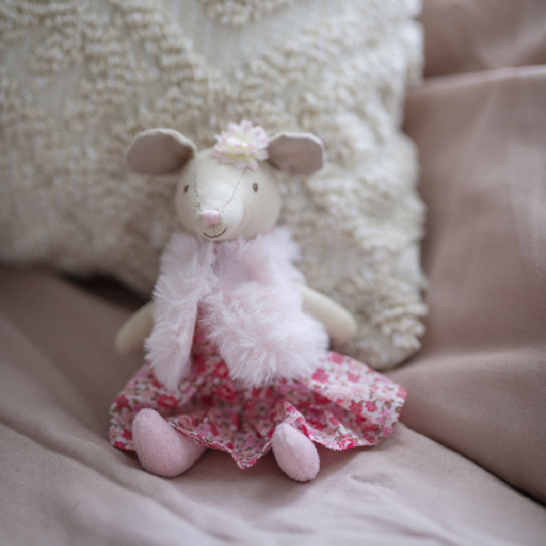 GREAT PRETENDERS ARIELLA THE MOUSE MINI PLUSH