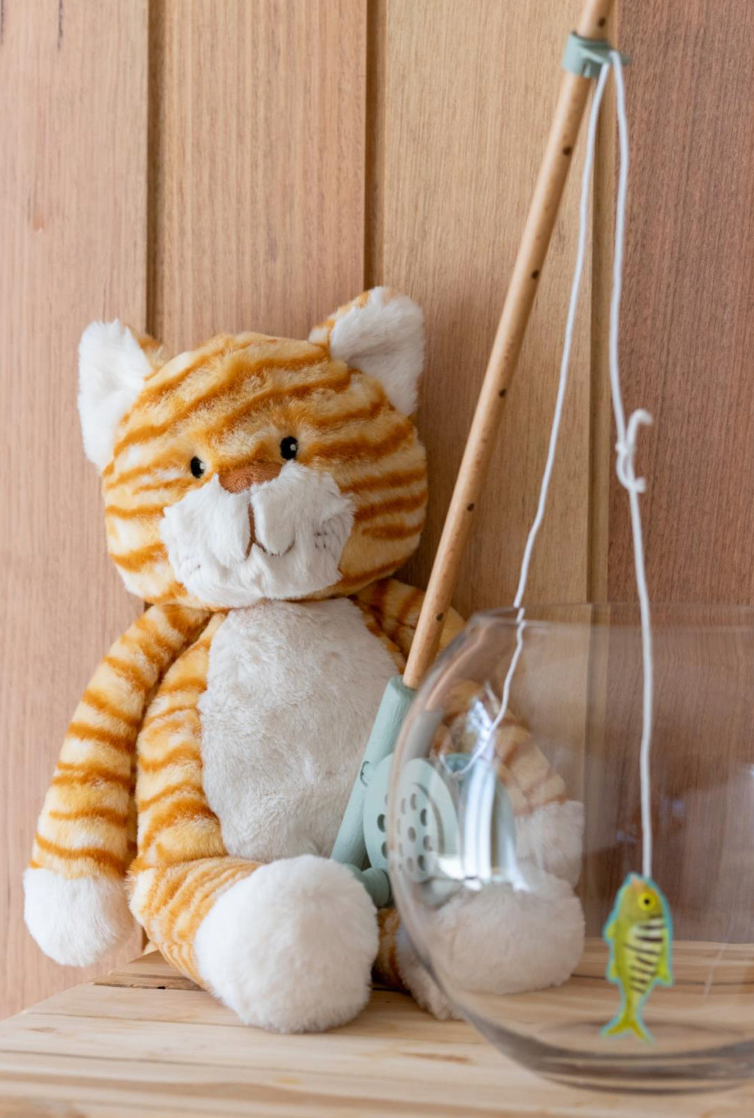 NANA HUCHY GINGER THE CAT