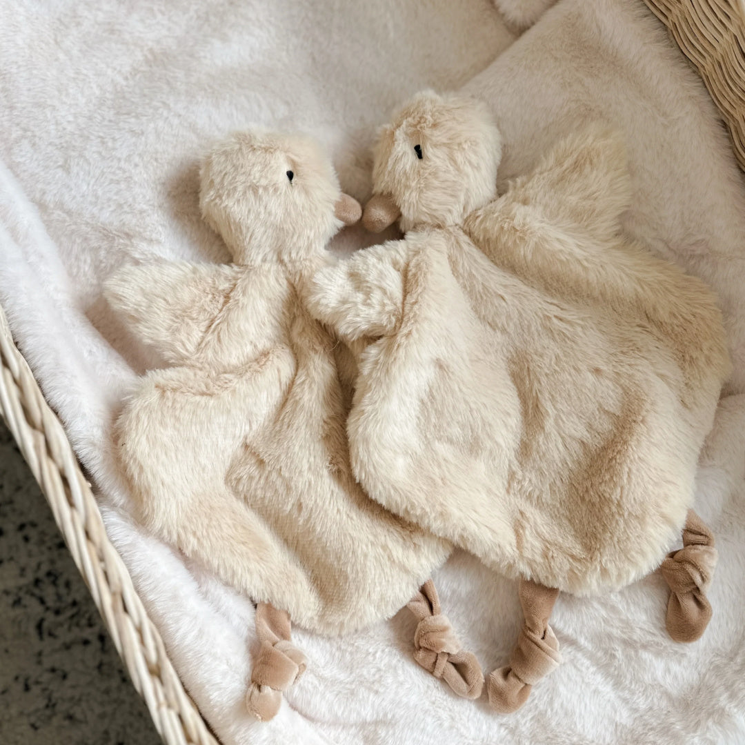 POP YA TOT QUACKS THE COMFORTER TOY