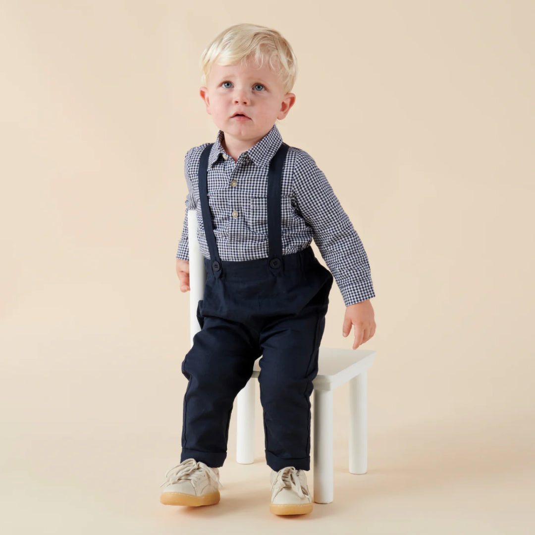 DESIGNER KIDZ BOYS FINLEY LINEN SUSPENDER PANTS - NAVY