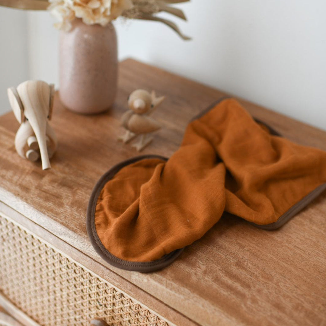 LUNA'S TREASURES DESERT BRONZE MUSLIN BURP CLOTH