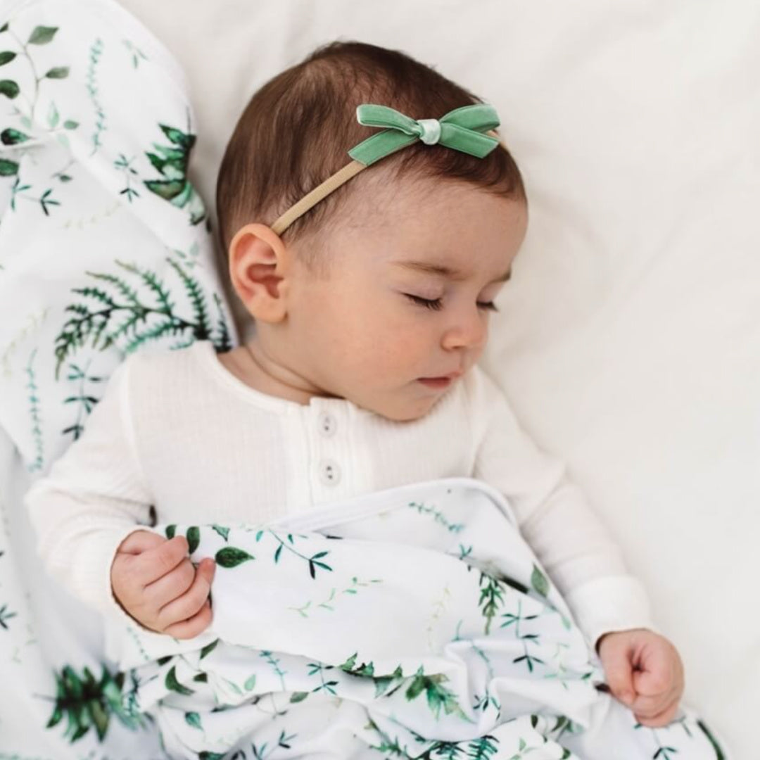 SNUGGLE HUNNY VELVET PETITE BOW BABY HEADBAND - OLIVE