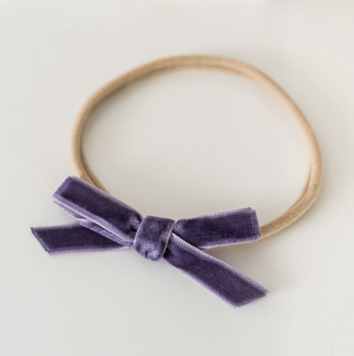 SNUGGLE HUNNY VELVET PETITE BOW BABY HEADBAND - VIOLET