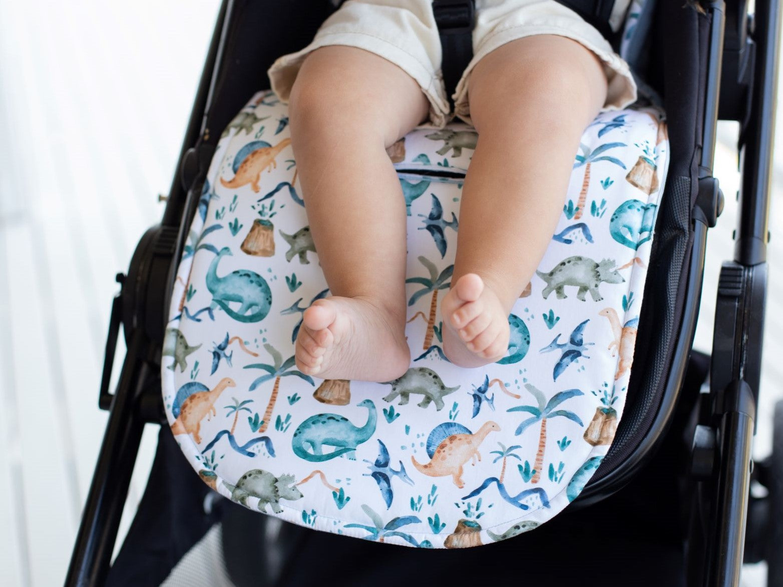 BAMBELLA DESIGNS UNIVERSAL PRAM LINER - WILD DINOSAURS