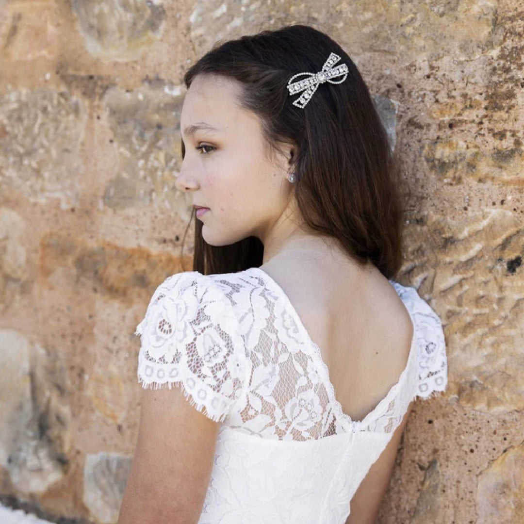 A LITTLE LACEY GIRLS CRYSTLE DIAMANTE BOW HAIR CLIP