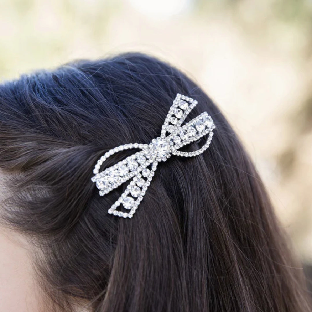 A LITTLE LACEY GIRLS CRYSTLE DIAMANTE BOW HAIR CLIP