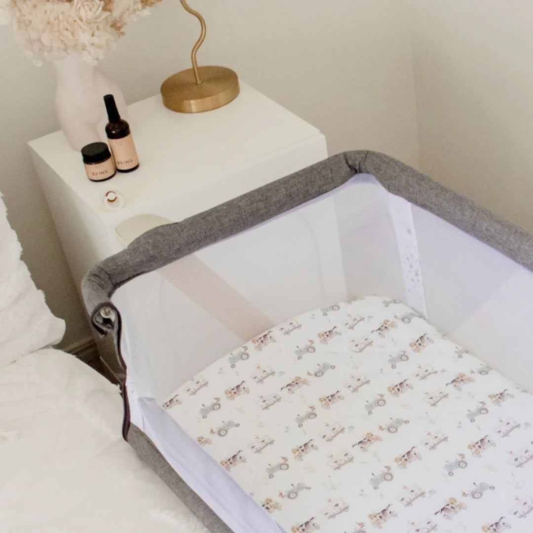 BAMBELLA DESIGNS CO-SLEEPER FITTED WATERPROOF SHEET | OAKWOOD FARM