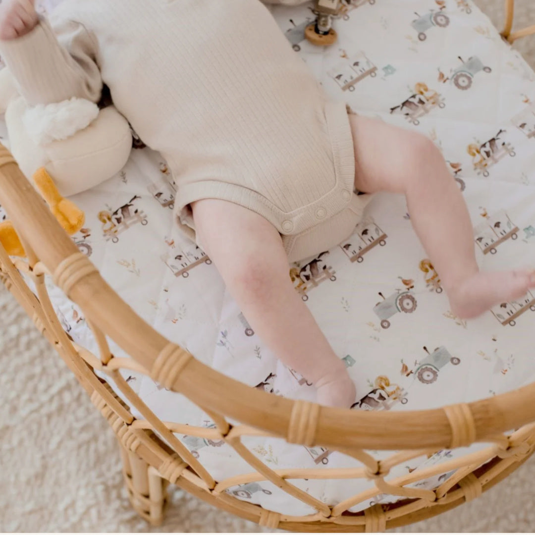 BAMBELLA DESIGNS WATERPROOF FITTED BASSINET SHEET/ CHANGE MAT COVER - OAKWOOD FARM