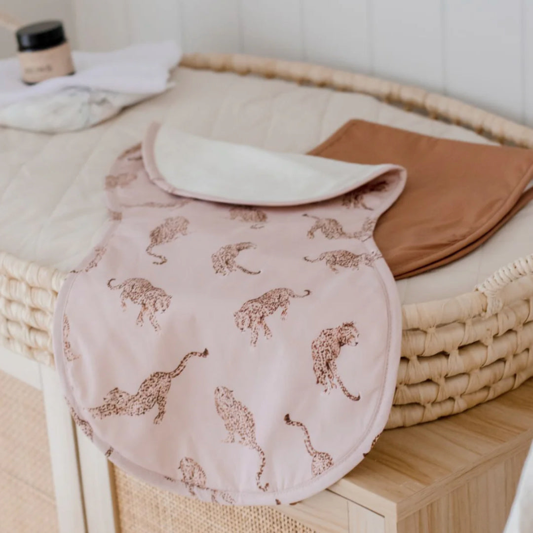 BAMBELLA DESIGNS BURP CLOTH 2 PACK |  QUEEN OF THE JUNGLE AND CHESTNUT