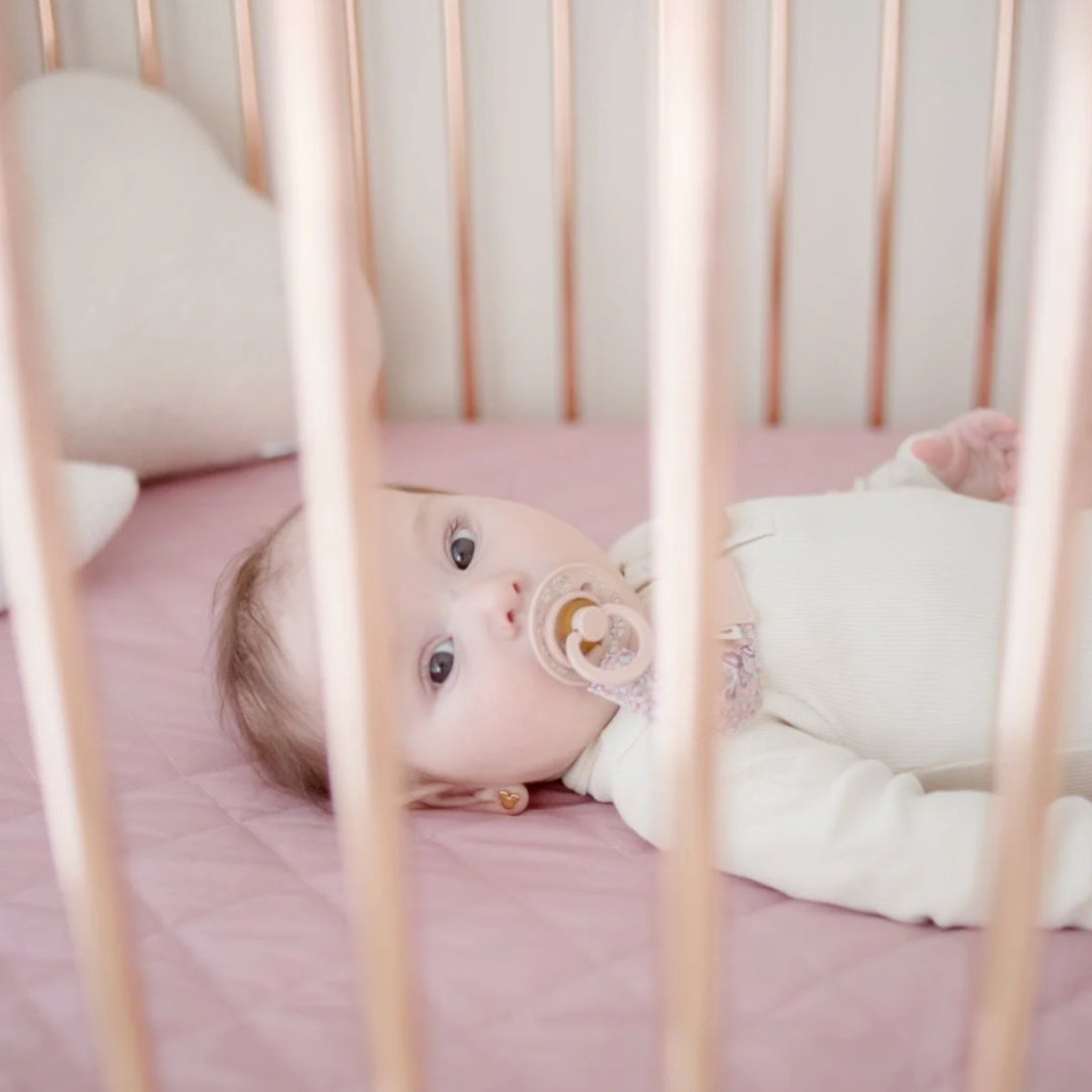 BAMBELLA DESIGNS WATERPROOF COT SHEET  | DUSTY MAUVE