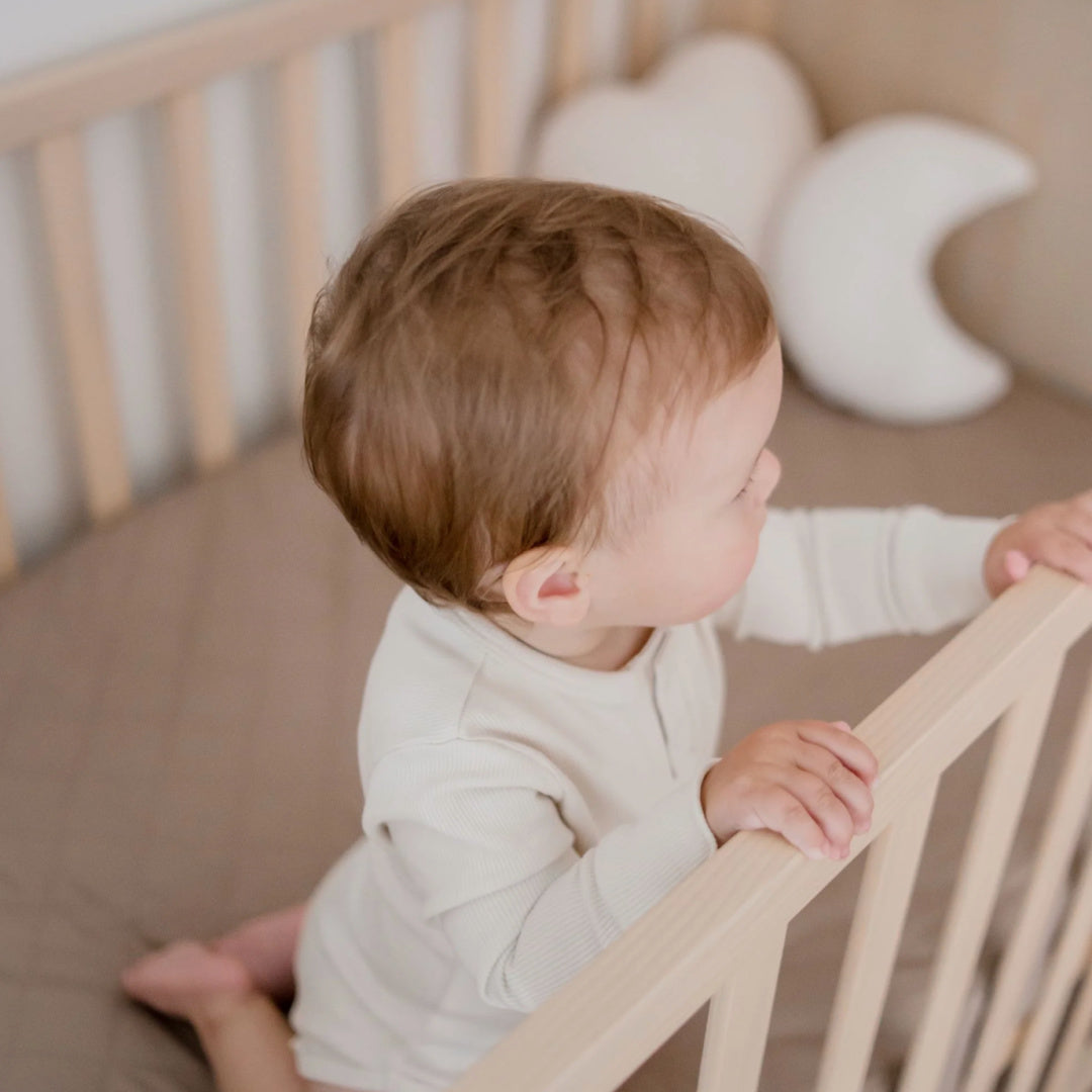 BAMBELLA DESIGNS WATERPROOF COT SHEET  | LATTE