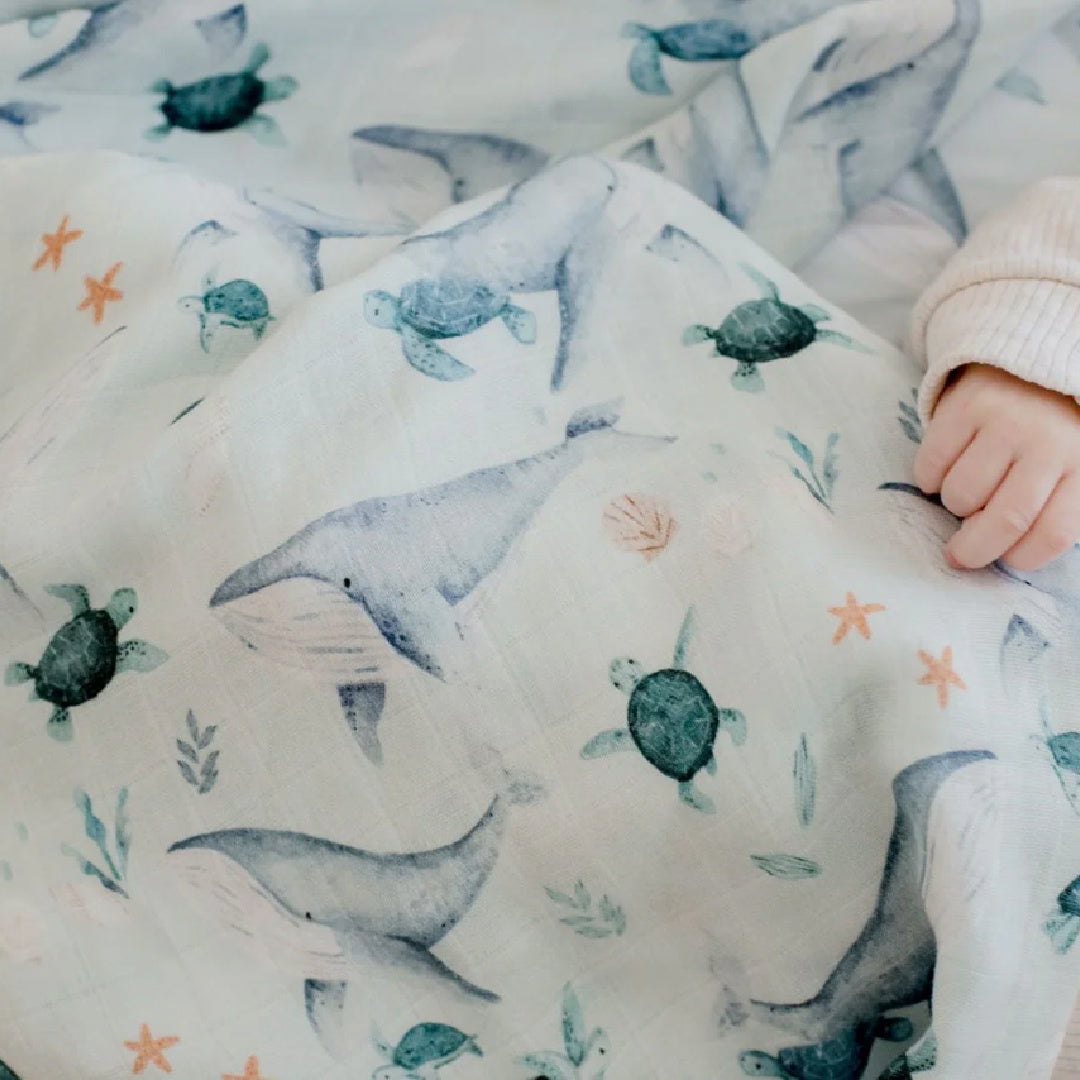 BAMBELLA DESIGNS BAMBOO COTTON MUSLIN SWADDLE WRAP - TURTLE BAY