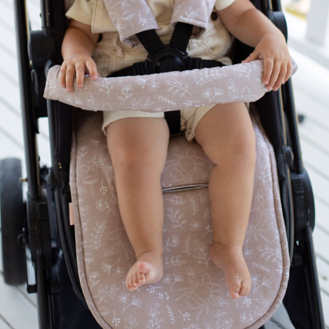 BAMBELLA DESIGNS UNIVERSAL PRAM LINER - BEE KIND