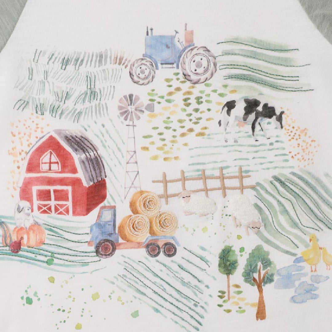 BEBE CLAYTON FARM SCENE TEE