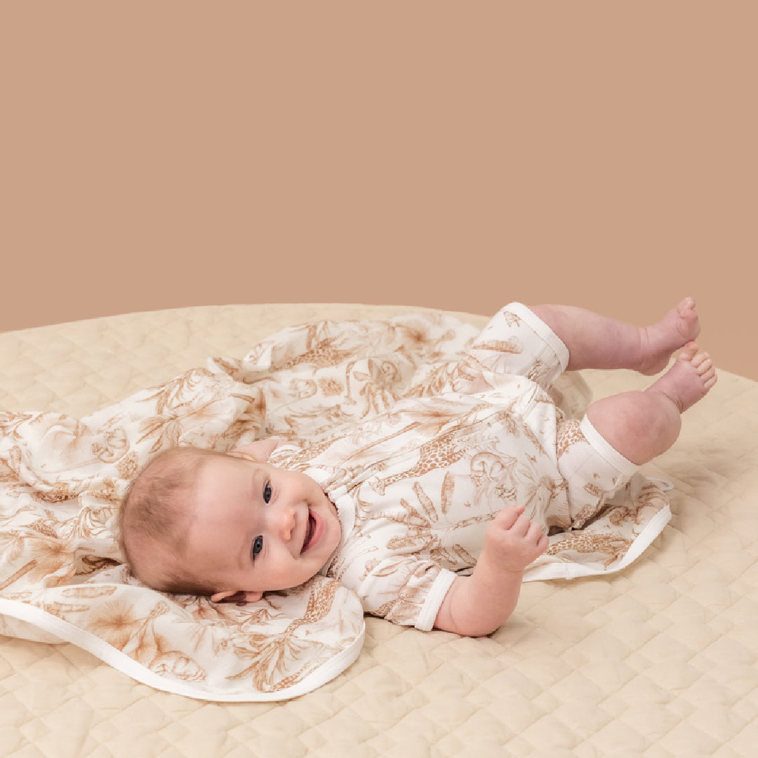 BEBE QUINN SS ZIP ROMPER