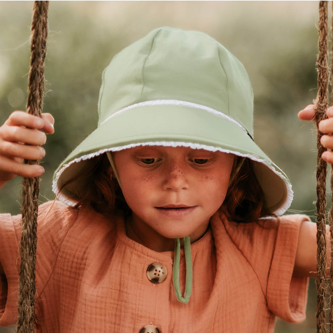 BEDHEAD KIDS PONYTAIL BUCKET HAT - KHAKI RUFFLE TRIM