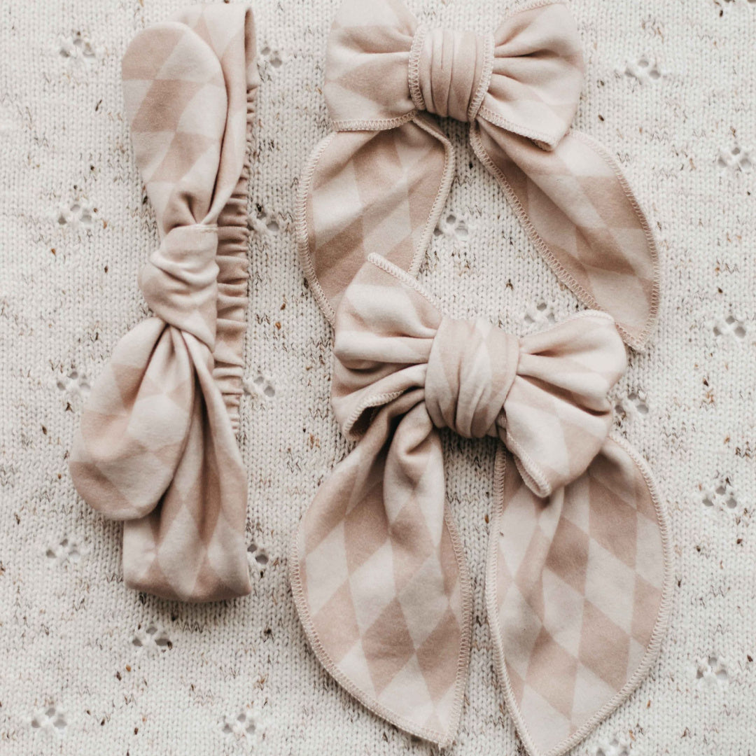 BENCER & HAZELNUT DIAMOND BOW HEADBAND / CLIP