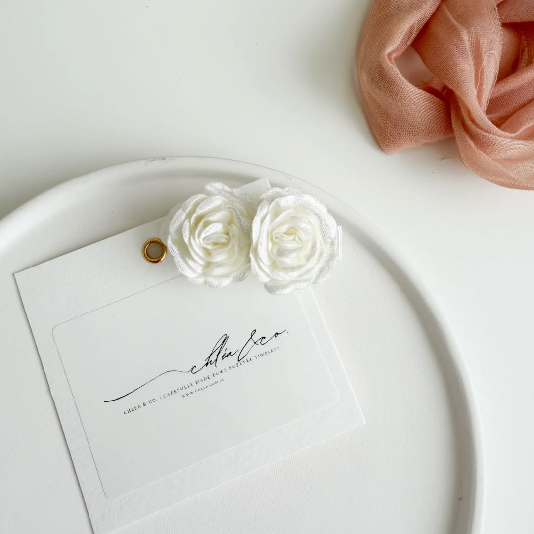 Chléa &amp; Co Willow Rose Clip (White)