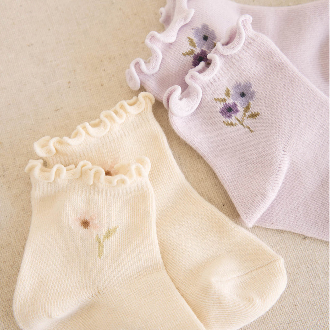 JAMIE KAY ALISON SOCKS - MILK POSIE