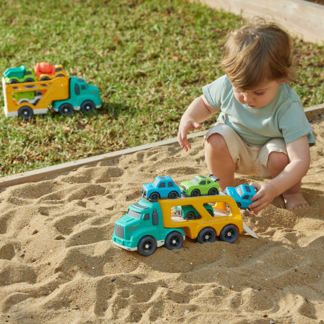 JIGGLE AND GIGGLE BIOPLASTIC VEHICLE CARRIER