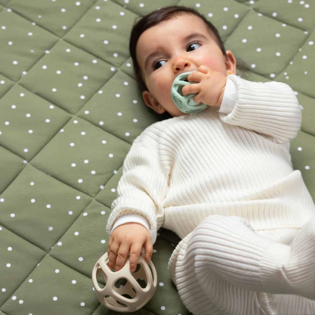 LIVING TEXTILES SILICONE NESTING BALLS