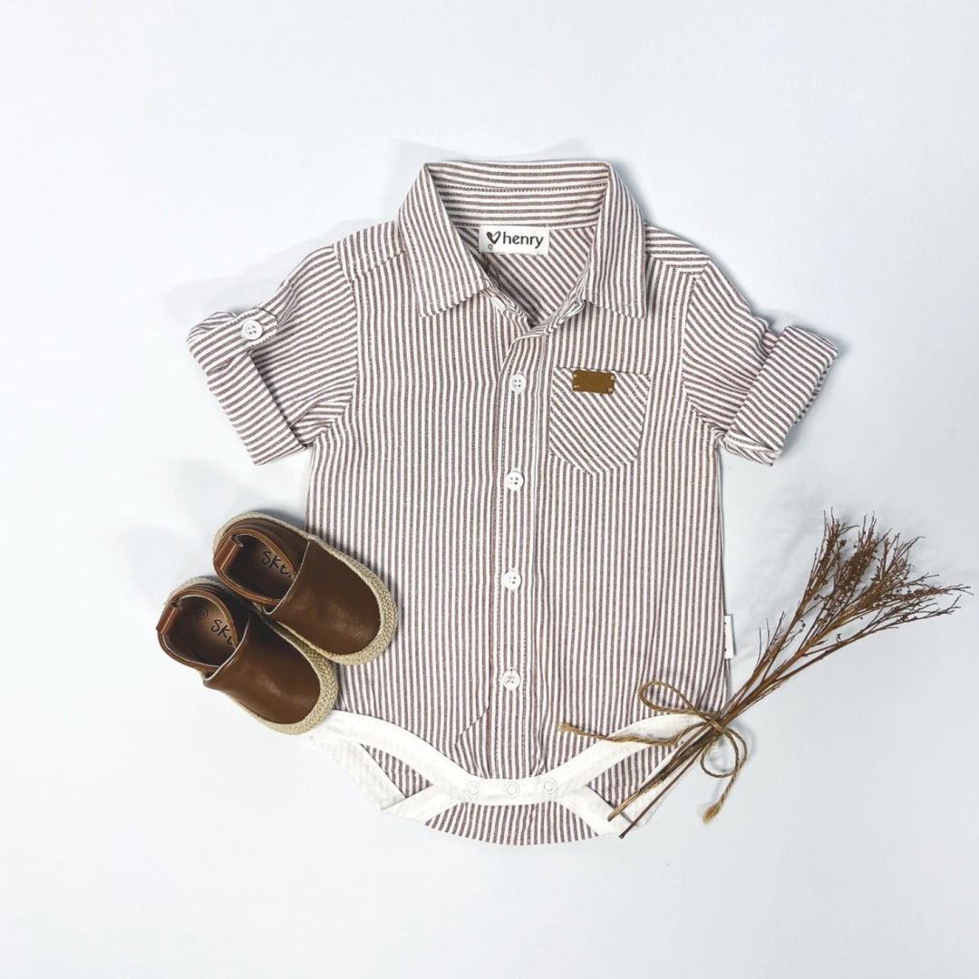 LOVE HENRY BABY BOYS DRESS SHIRT ROMPER - BEIGE PINSTRIPE