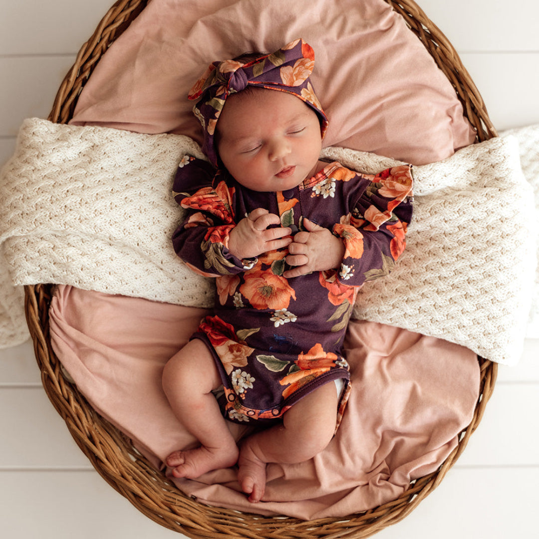 SNUGGLE HUNNY ORGANIC LONG SLEEVE BODYSUIT WITH FRILL - SIENNA