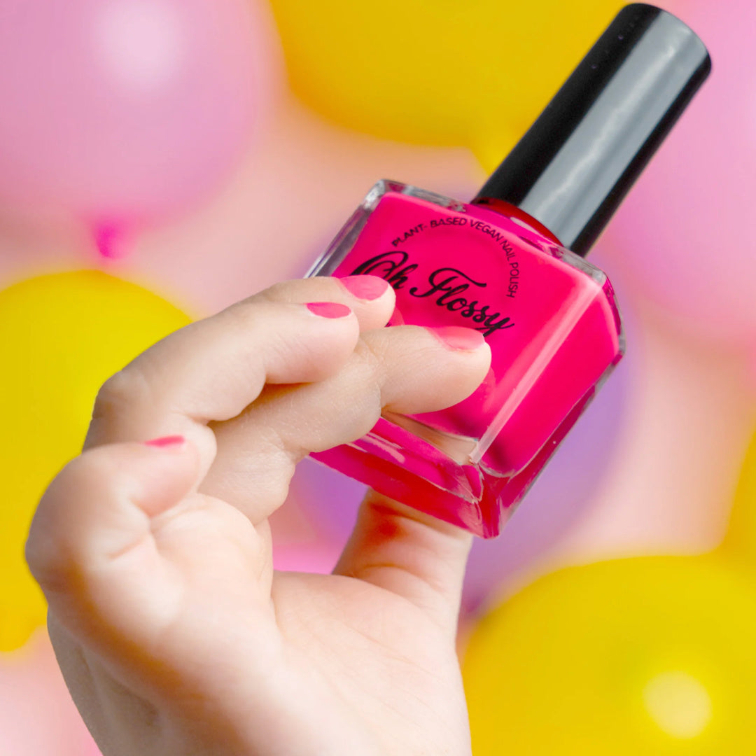 OH FLOSSY PINK PAMPER NAIL POLISH SET