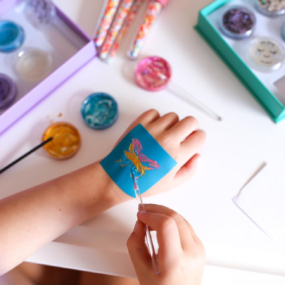 OH FLOSSY REUSABLE ADHESIVE FACE PAINT AND MAKEUP STENCILS