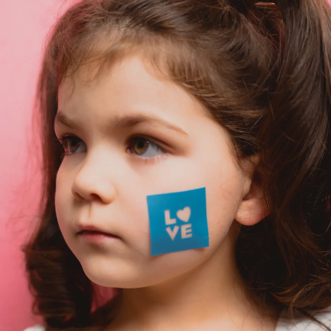 OH FLOSSY REUSABLE ADHESIVE FACE PAINT AND MAKEUP STENCILS