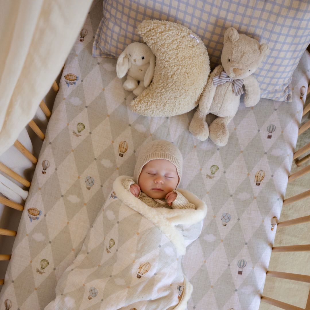 POP YA TOT UP AND AWAY FITTED COT SHEET