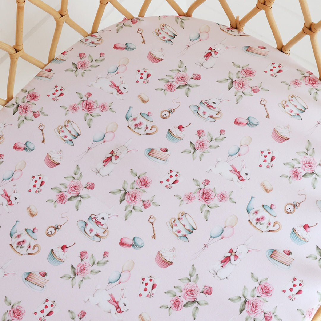 SNUGGLE HUNNY ORGANIC FITTED BASSINET SHEET / CHANGE PAD COVER - ALICE&#39;S TEA PARTY