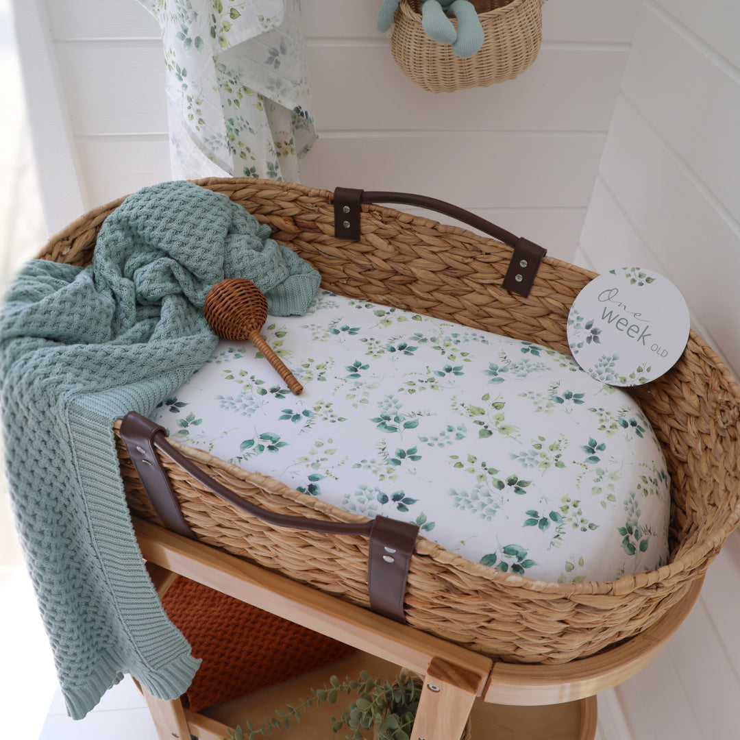 SNUGGLE HUNNY ORGANIC FITTED BASSINET SHEET / CHANGE PAD COVER - EDEN