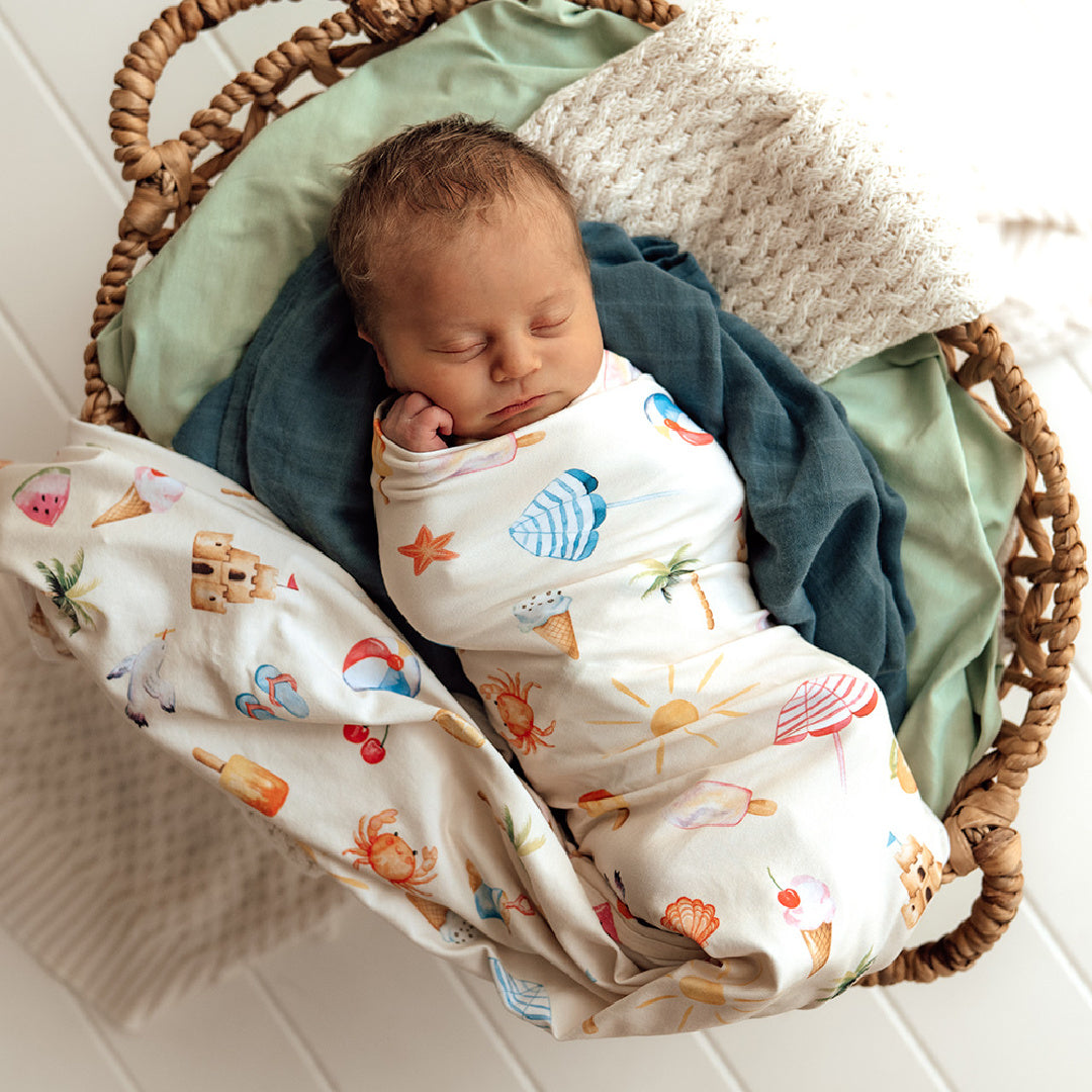 SNUGGLE HUNNY ORGANIC JERSEY WRAP AND BEANIE SET - BEACH FUN