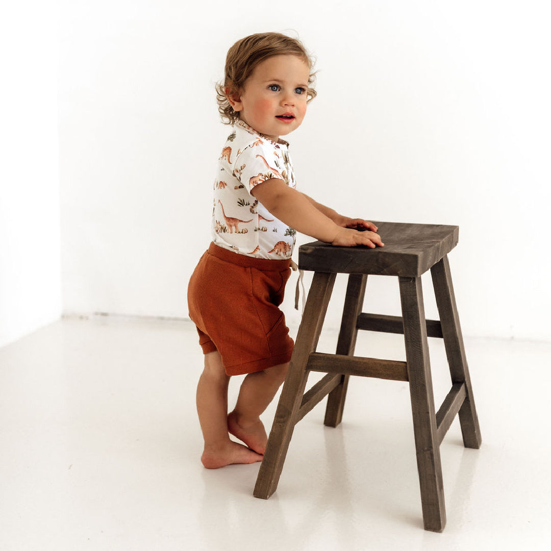 SNUGGLE HUNNY ORGANIC BABY SHORTS - BISCUIT