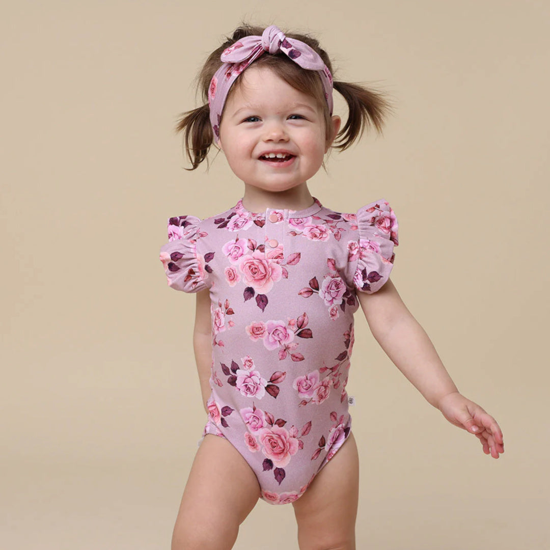 SNUGGLE HUNNY ORGANIC SHORT SLEEVE BODYSUIT WITH FRILL - BLOSSOM