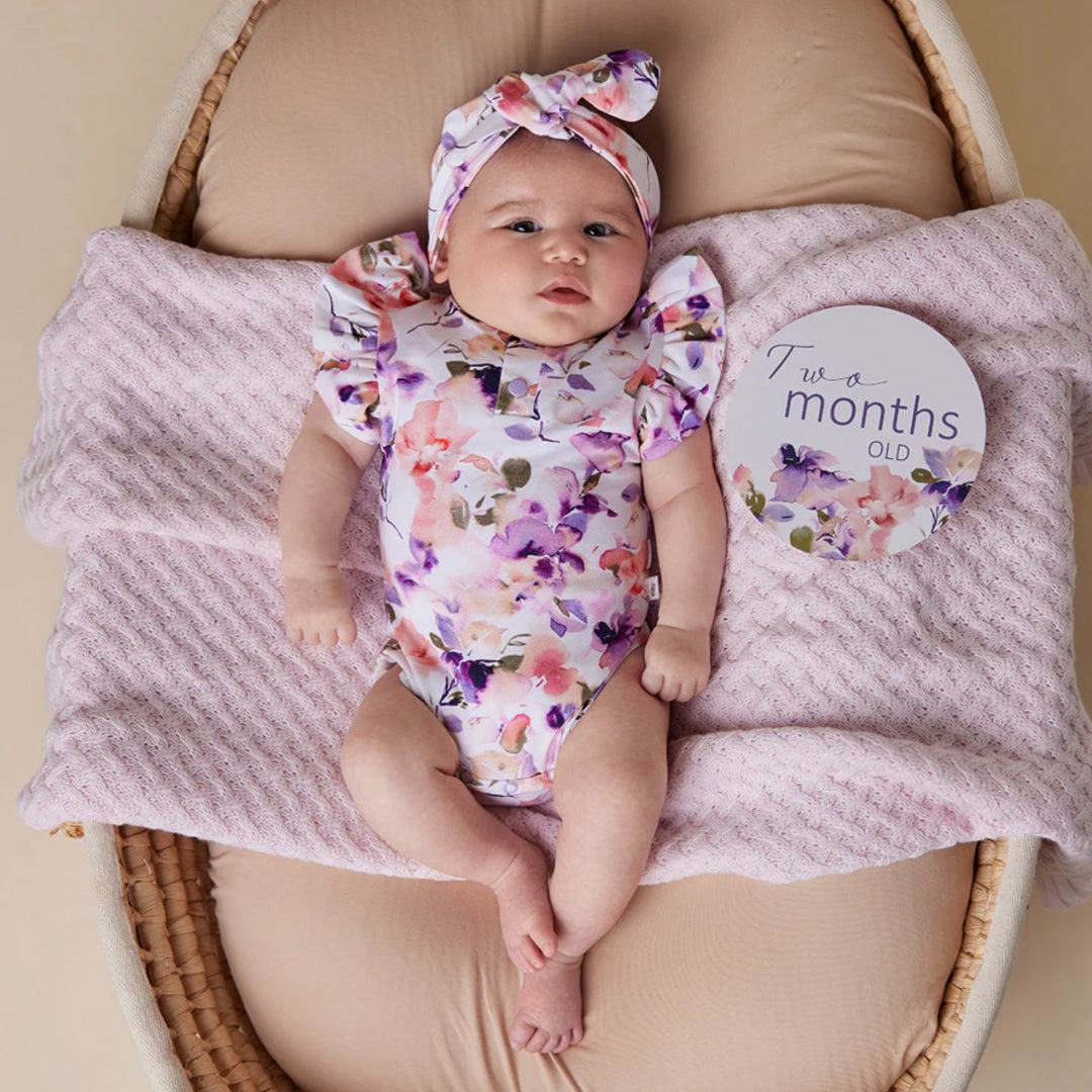 SNUGGLE HUNNY ORGANIC SHORT SLEEVE BODYSUIT WITH FRILL - BLUSHING BEAUTY