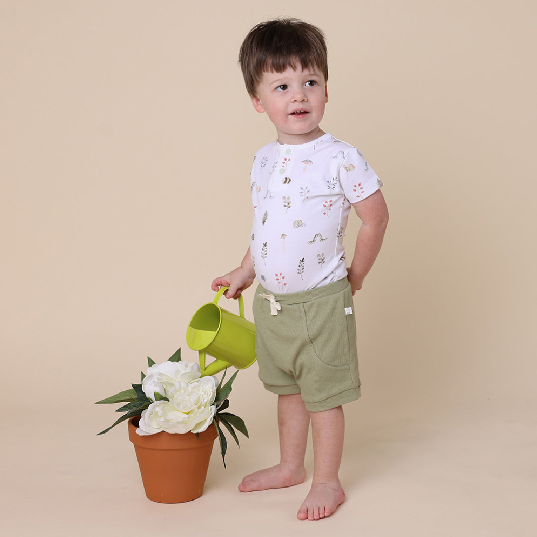 SNUGGLE HUNNY ORGANIC SHORT SLEEVE BODYSUIT - GARDEN FRIENDS