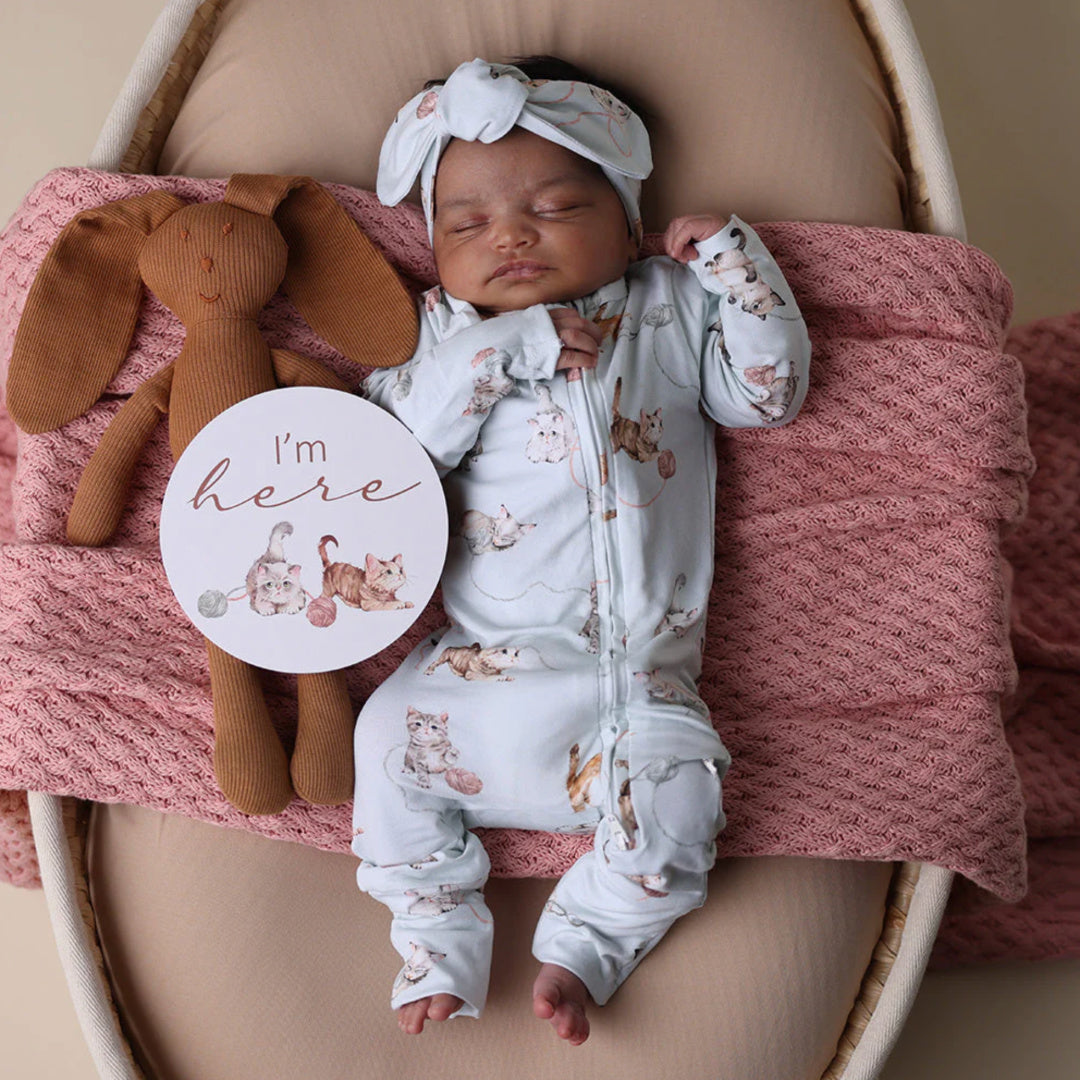 SNUGGLE HUNNY ORGANIC SNUGGLESUIT CONVERTIBLE ROMPER - KITTENS