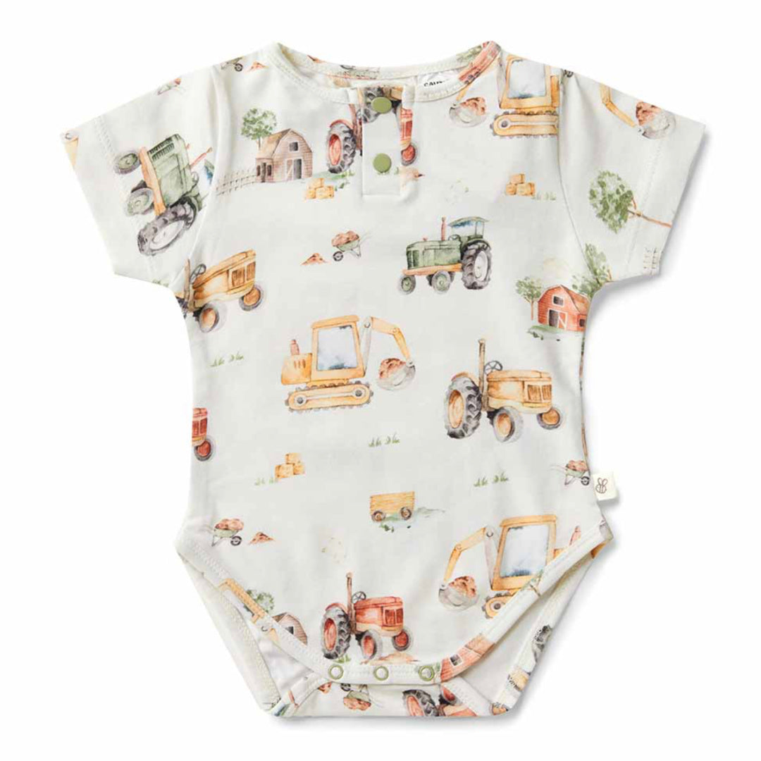 SNUGGLE HUNNY ORGANIC SHORT SLEEVE BODYSUIT - DIGGERS AND TRACTORS