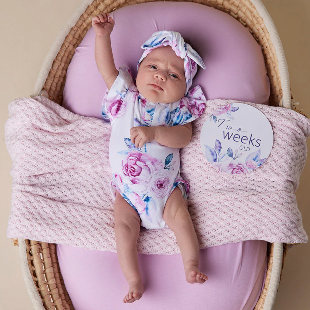 SNUGGLE HUNNY ORGANIC SHORT SLEEVE BODYSUIT WITH FRILL - LILAC SKIES