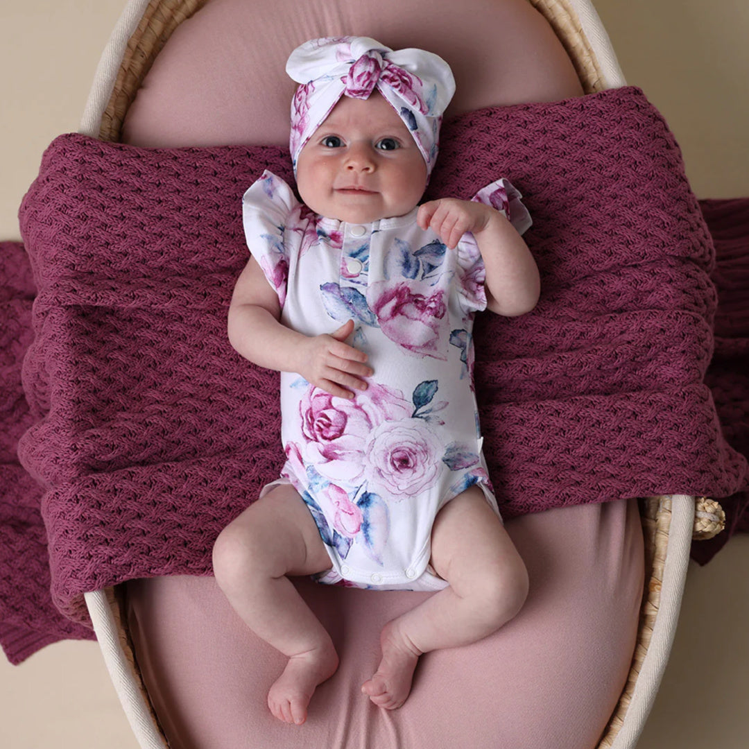 SNUGGLE HUNNY ORGANIC SHORT SLEEVE BODYSUIT WITH FRILL - LILAC SKIES