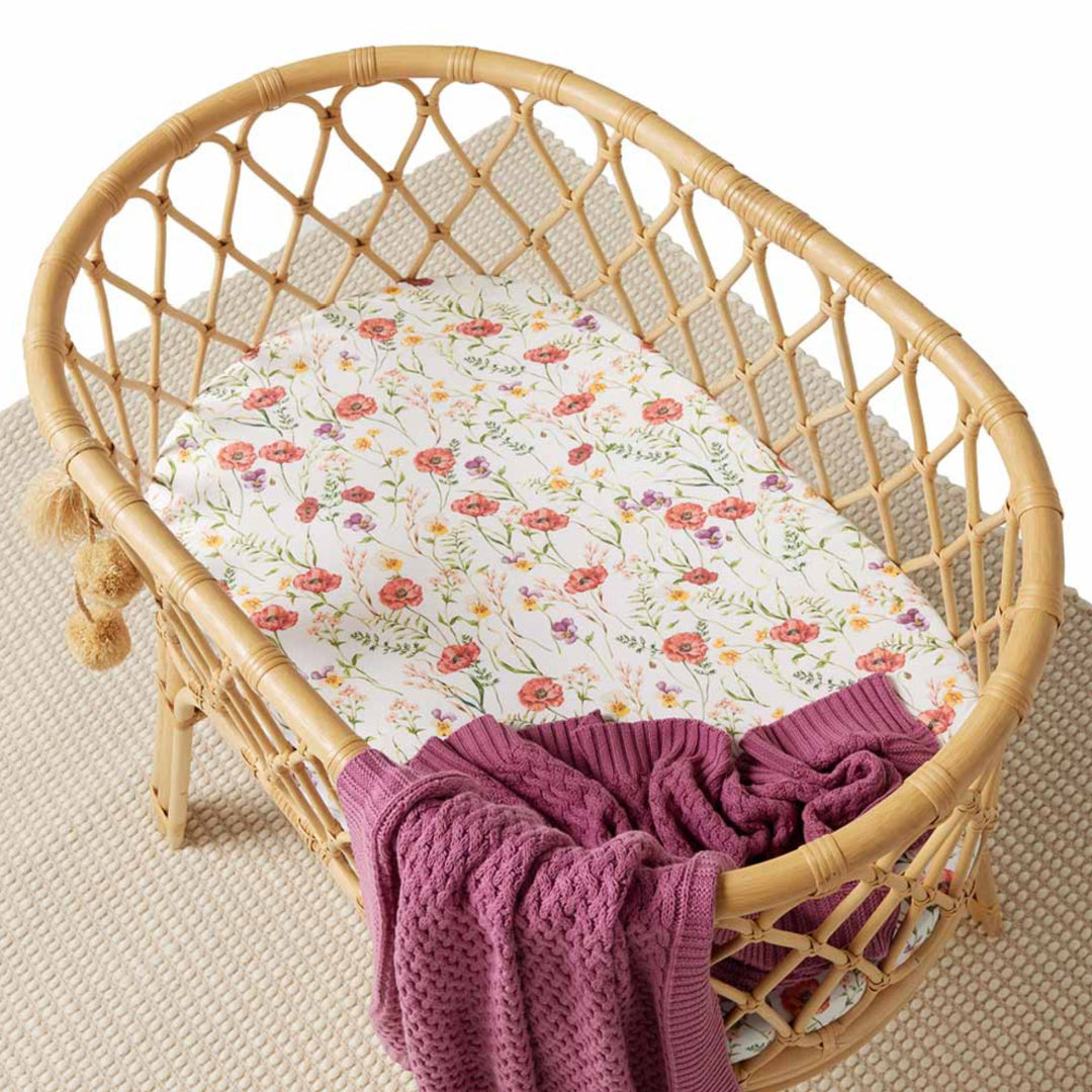 SNUGGLE HUNNY ORGANIC FITTED BASSINET SHEET / CHANGE PAD COVER - MEADOW