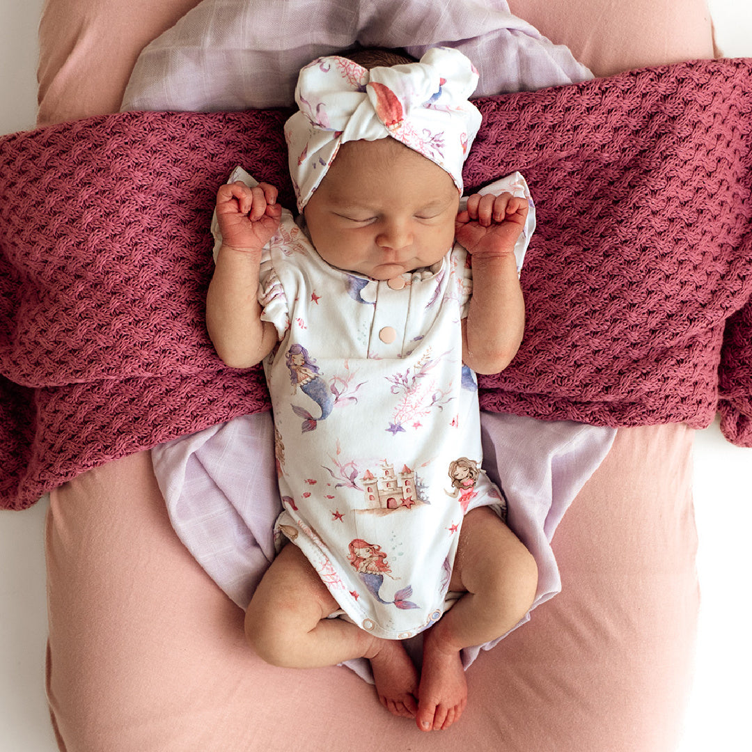 SNUGGLE HUNNY ORGANIC SHORT SLEEVE BODYSUIT WITH FRILL - MERMAID