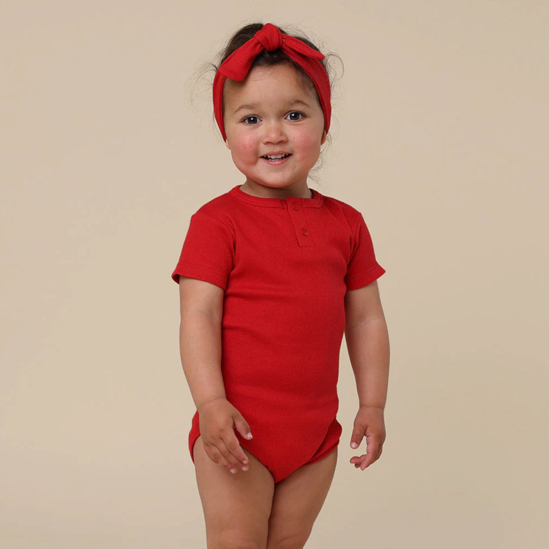 SNUGGLE HUNNY ORGANIC SHORT SLEEVE BODYSUIT - RED