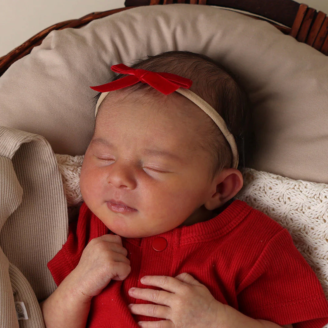 SNUGGLE HUNNY VELVET PETITE BOW BABY HEADBAND - RED