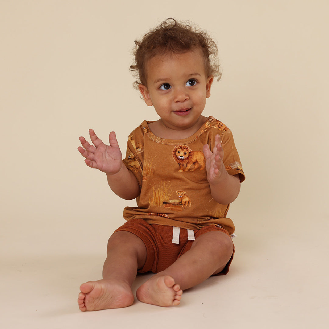 SNUGGLE HUNNY ORGANIC SHORT SLEEVE T-SHIRT - ROAR