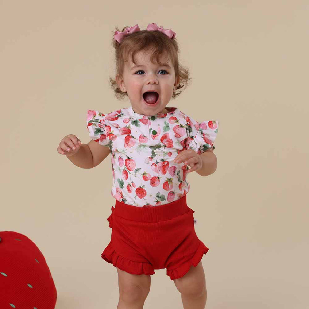 SNUGGLE HUNNY ORGANIC SHORT SLEEVE BODYSUIT WITH FRILL - STRAWBERRY